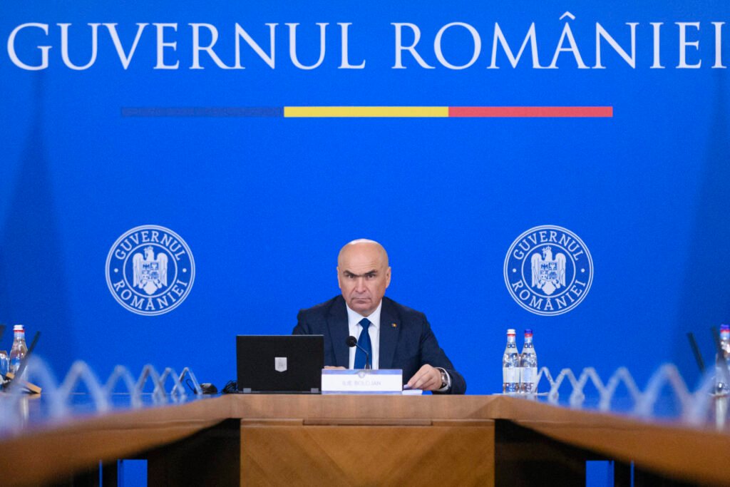 Guvernul pregătește angajarea răspunderii pe șase proiecte. Pachetul doi de reforme vizează pensiile magistraților, sistemul de sănătate, administrația locală și eficientizarea fiscală Guvernul pregătește angajarea răspunderii pe șase proiecte. Pachetul doi de reforme vizează pensiile magistraților, sistemul de sănătate, administrația locală și eficientizarea fiscală