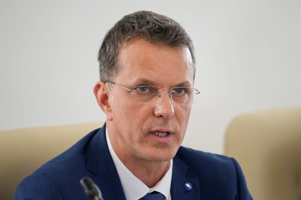 Ionuț Moșteanu s-a întâlnit la Kiev cu premierul Ucrainei Ionuț Moșteanu s-a întâlnit la Kiev cu premierul Ucrainei