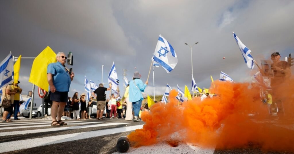 Noi proteste în Israel. Rudele și manifestanții cer încheierea unui armistițiu cu Hamas, pentru aducerea ostaticilor acasă