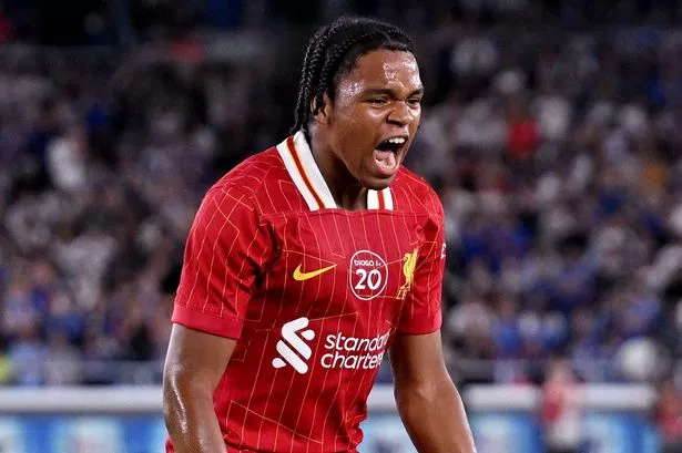 Puștiul-minune al fotbalului Puștiul-minune al fotbalului