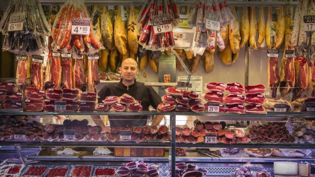 Studiu. Consumul de carne roșie procesată crește riscul de diabet și boli cardiovasculare