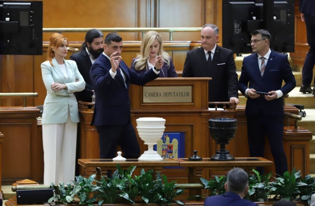 Apogeul rușinii politice. AUR și partenerii săi au bătut recordul minimului de voturi la o moțiune de cenzură