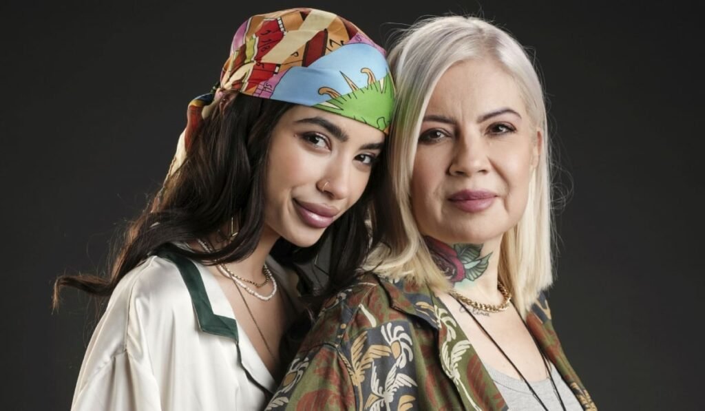 Așa imagini vezi doar în filmele horror! Calina, fata Catincăi Zilahy, a devastat un apartament din Sectorul 2 Așa imagini vezi doar în filmele horror! Calina, fata Catincăi Zilahy, a devastat un apartament din Sectorul 2