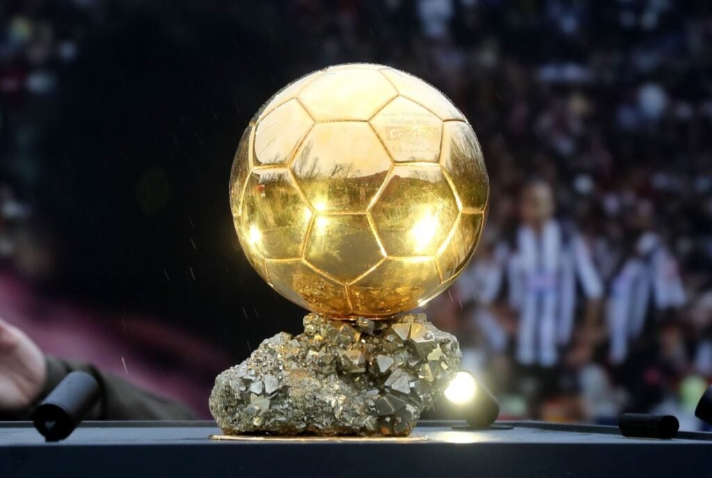 Trofeul BAlonul de Aur decernat celui mai bun fotbalist, decembrie 2025