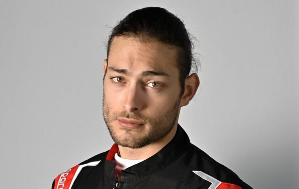 Ce scrie presa din Grecia despre Toto Dumitrescu, după ce a fost reținut pentru fuga de la locul accidentului și consum de substanțe interzise