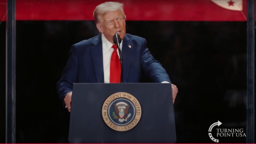 Donald Trump, la funeraliile lui Charlie Kirk: America este o națiune în șoc