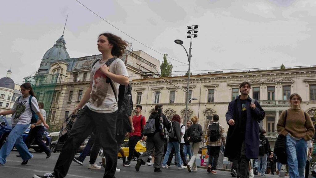 Majoritatea românilor consideră că România merge într-o direcție greșită