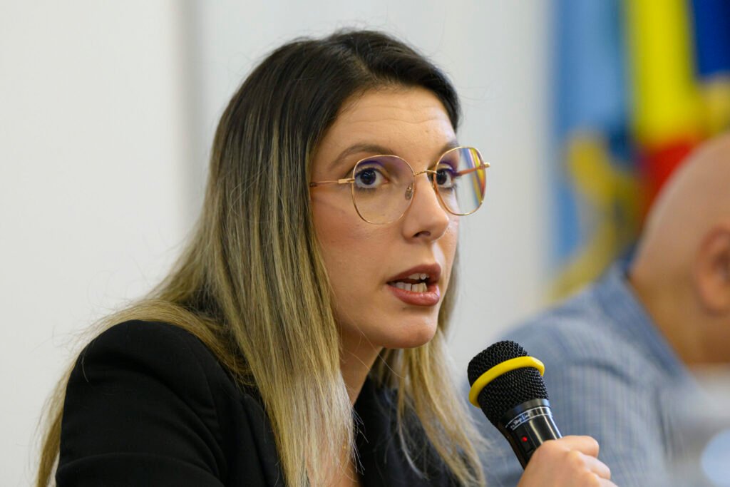 Oameni din Maramureș nu pot continua să trăiască lângă un iaz toxic / Se reia procesul de ecologizare la Tăuții de Sus