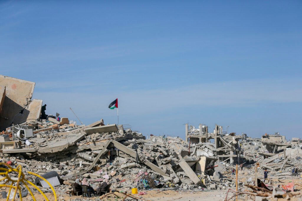 Pedeapsă colectivă sau descurajare? Israel demolează locuinţele rudelor atacatorilor palestinieni