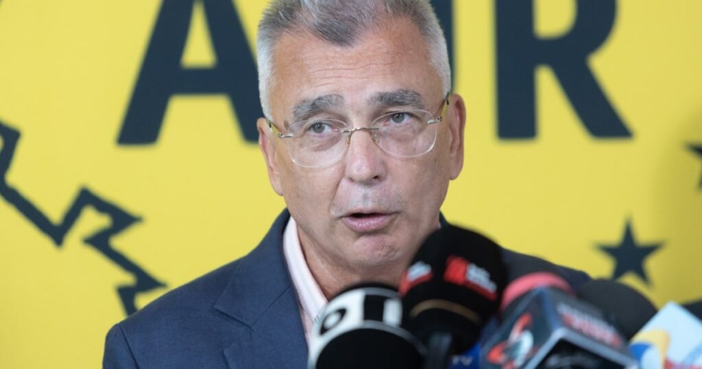 Petrișor Peiu susține integrarea economică a Republicii Moldova cu România: „Fondul Moldova este expresia atașamentului nostru” Petrișor Peiu susține integrarea economică a Republicii Moldova cu România: „Fondul Moldova este expresia atașamentului nostru”