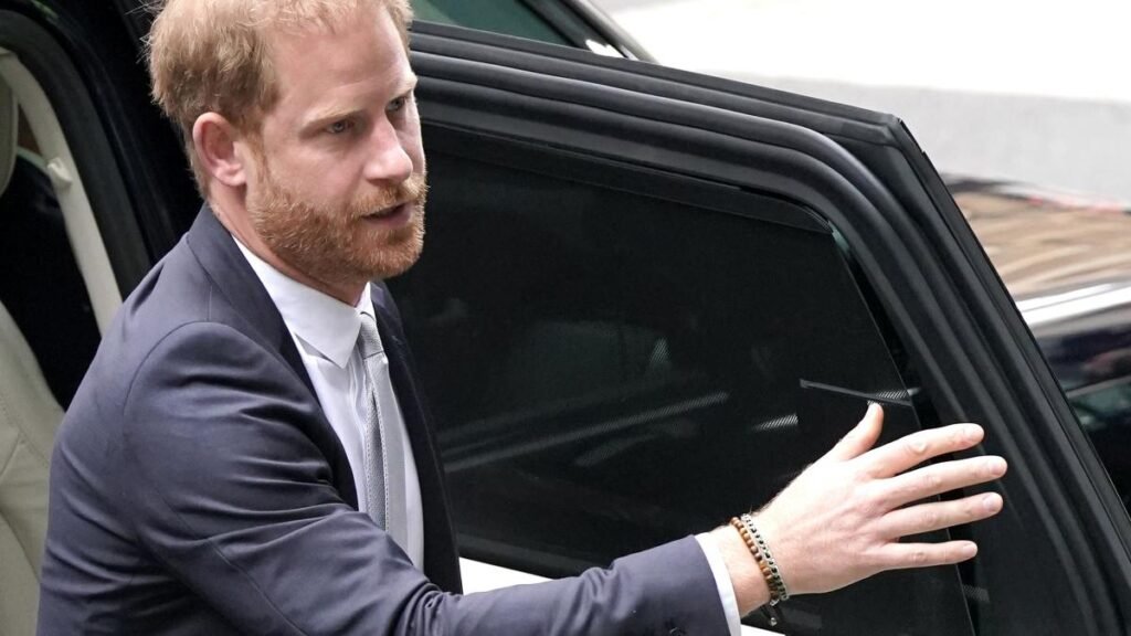 Prințul Harry a vizitat mormântul reginei Elisabeta. Speculații privind o întâlnire cu regele Charles Prințul Harry a vizitat mormântul reginei Elisabeta. Speculații privind o întâlnire cu regele Charles