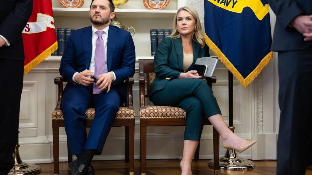 Un important angajat al lui Donald Trump părăsește Casa Albă