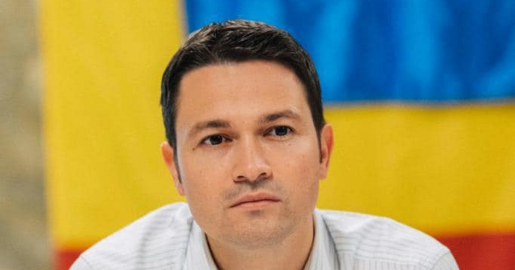 Un lider PNL acuză PSD că se opune reformei administrației publice din cauză că „apără un sistem de care profită politic”