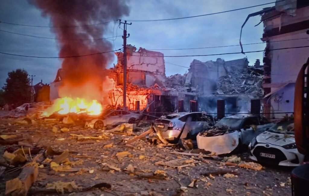 Ziua 1313 Noapte de foc la Kiev, Polonia ridică avioane de luptă (Video) Zelenski: Moscova continuă să ucidă. Rusia anunță noi discuții cu SUA... în curând