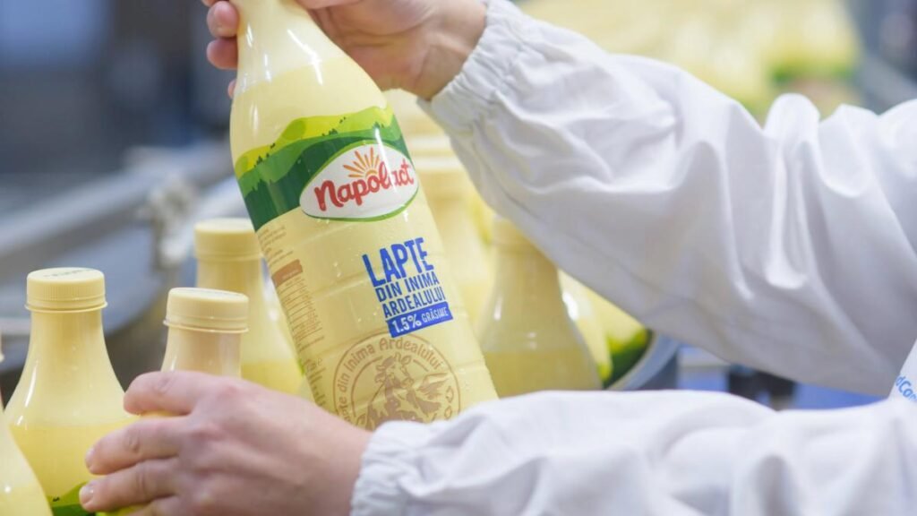 marele brand românesc Napolact, gata să fie preluat de un miliardar maghiar, revizionist, „orbanist”, pro-rus și filo-chinez