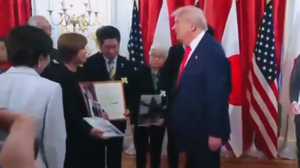 Donald Trump s-a întâlnit cu familiile japonezilor răpiți de Coreea de Nord