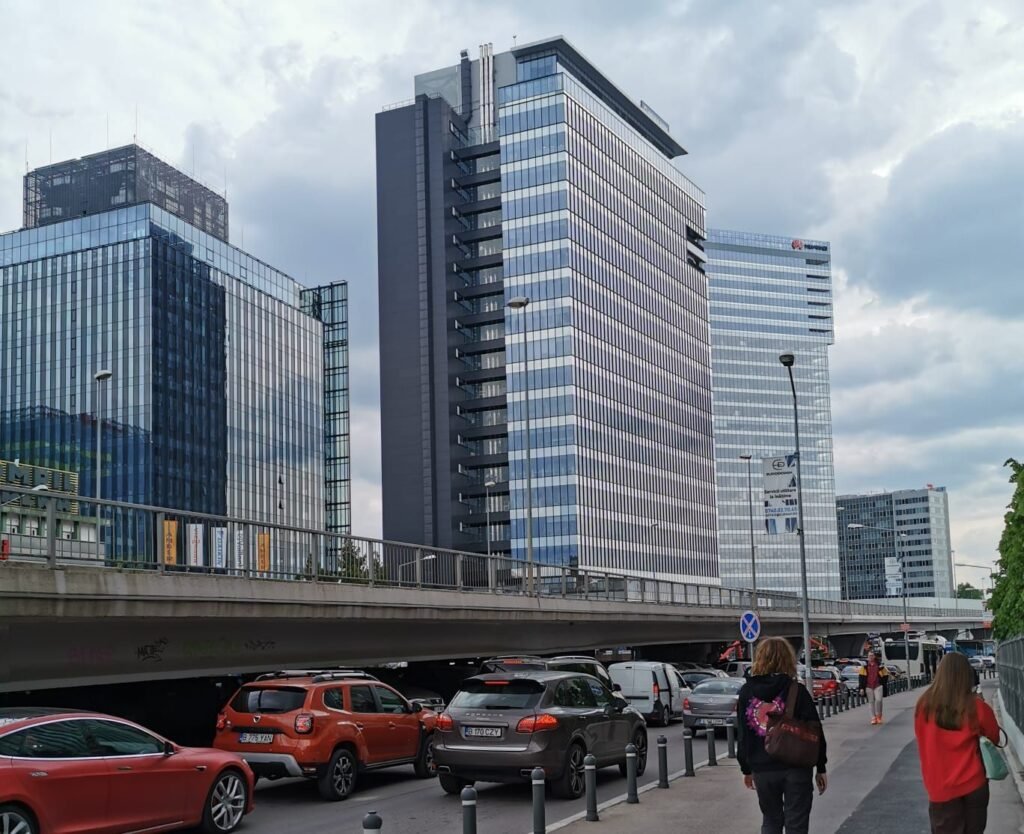 Fitch confirmă stabilitatea financiară a Capitalei, dar avertizează asupra riscurilor economice