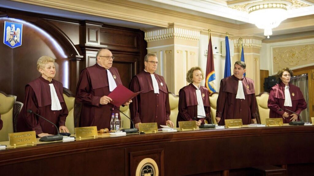 Legea pensiilor de serviciu, neconstituțională din cauza lipsei avizului CSM