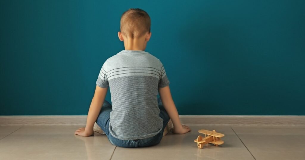 Nouă teorie despre autism. Prețul pe care omenirea îl plătește pentru evoluția prea rapidă a creierului Nouă teorie despre autism. Prețul pe care omenirea îl plătește pentru evoluția prea rapidă a creierului