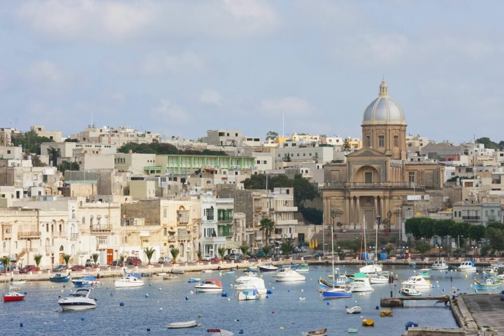 O țară europeană reduce taxele pentru familii, încercând să oprească declinul demografic