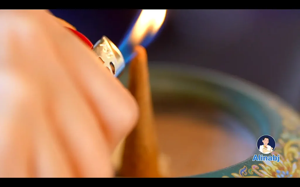 Parfumul tămâiei tibetane - Curierul National