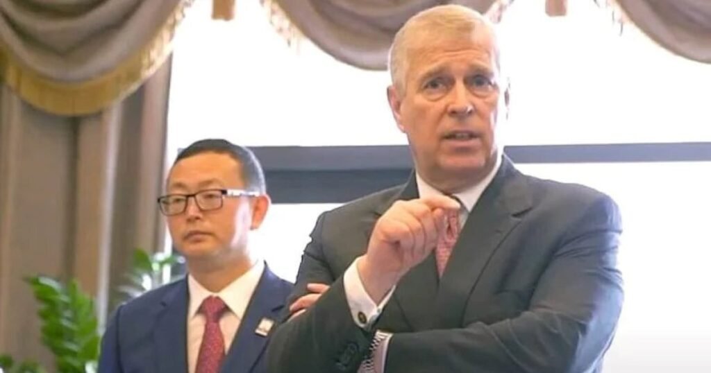 Prințul Andrew renunță la toate titlurile regale, inclusiv la cel de Duce de York, sub presiunea scandalului Epstein