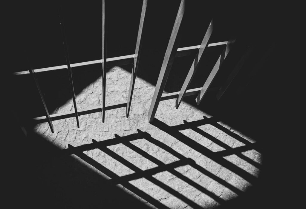 Sângerosul narcotraficant predat Franței le-a propus polițiștilor români 1.000.000 de euro cash