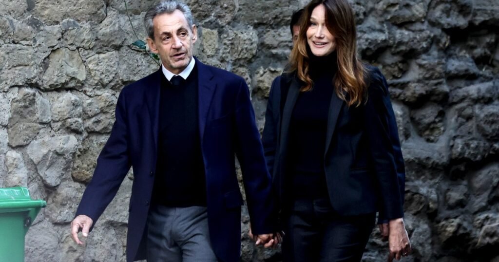 Sarkozy, întâmpinat cu urale de deținuți. Fostul președinte francez a depus deja cerere de eliberare din închisoare