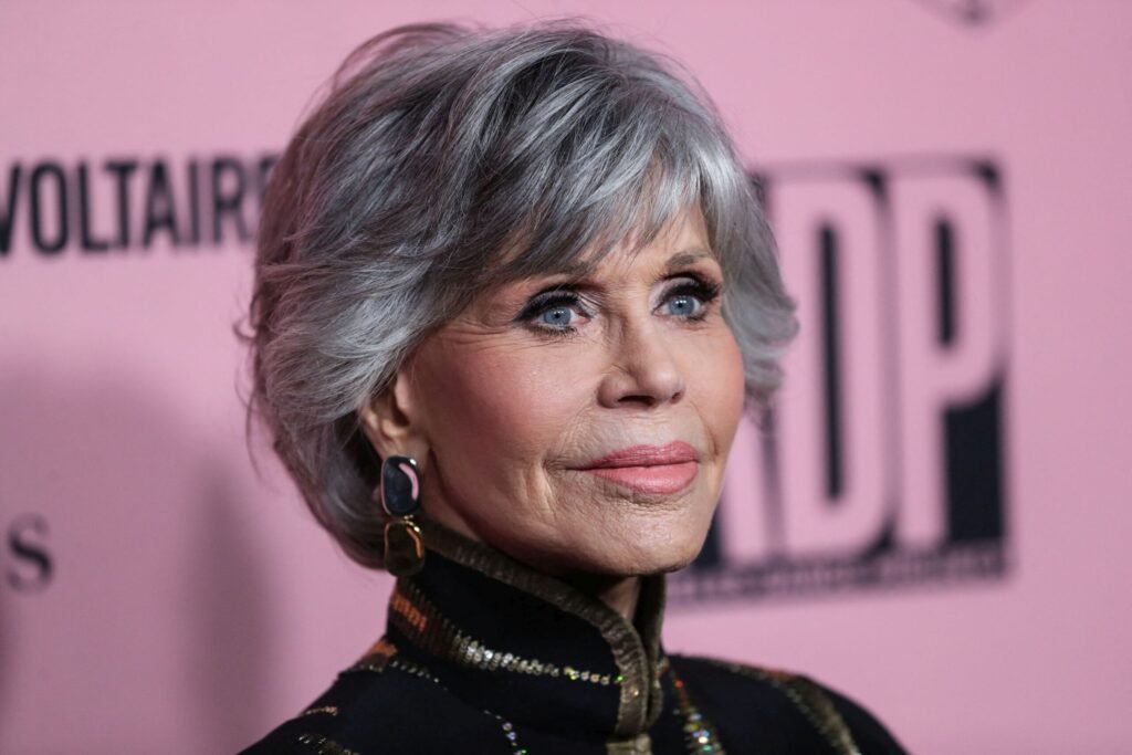 Sute de celebrități relansează un comitet pentru a apăra libertatea de exprimare. Jane Fonda: Este cel mai înspăimântător moment din viața mea