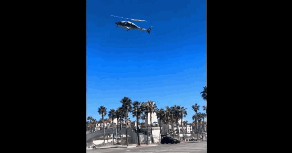 Un elicopter s-a prăbușit în apropierea unei plaje din California. Cinci persoane au fost rănite