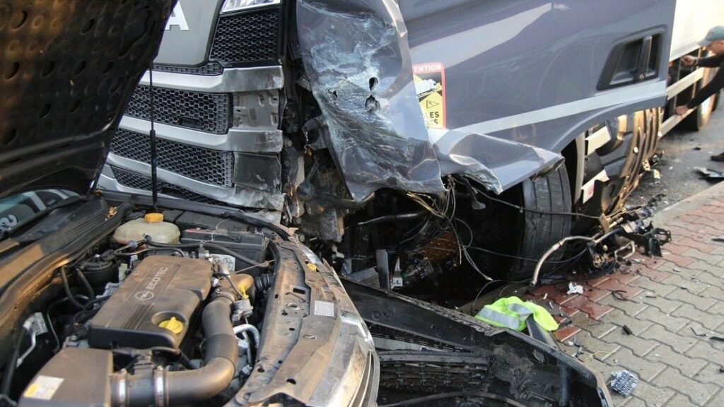 plătești mai mult și asigurătorul decide ce despăgubire vrea să-ți dea