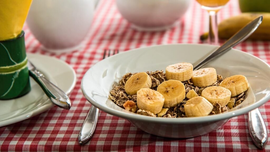 Ce se întâmplă în organism dacă mănânci același mic dejun în fiecare zi. Sfatul oferit de nutriționiști (foto: arhivă)