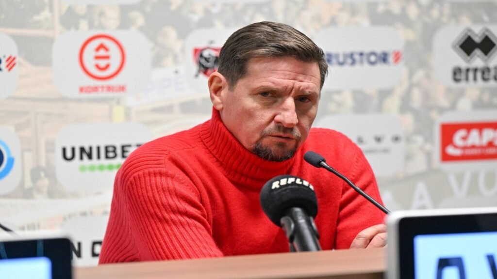 Fotbalul, în doliu: un fost fundaş şi antrenor belgian a murit la 54 de ani/ Profimedia