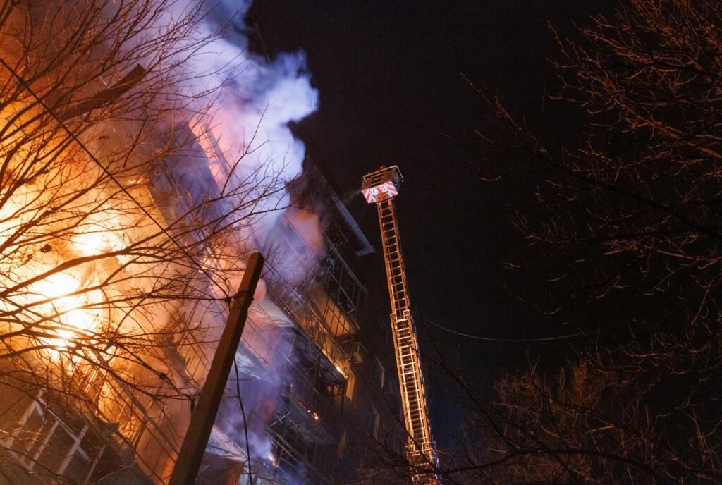 Ziua 1378 Putin, în timp ce îi primește pe oamenii lui Trump: „Dacă Europa vrea război, Rusia e pregătită!” Rubio: „Nu e războiul nostru.” Zelenski: „Suntem mai aproape de pace ca niciodată”