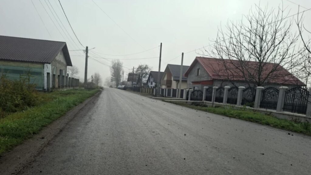 Orașul unde toate străzile sunt asfaltate. Foto: Click!