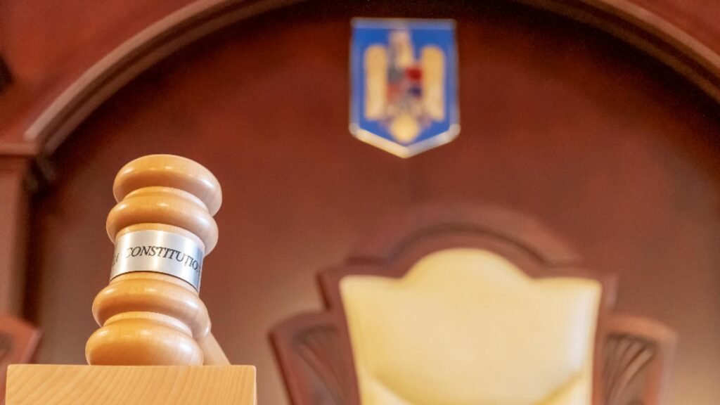 CAB decide dacă suspendă judecătorii în aceeași zi cu ședința CCR. Lovitură pentru Bolojan, decizia care ar putea bloca reforma (foto: arhivă)