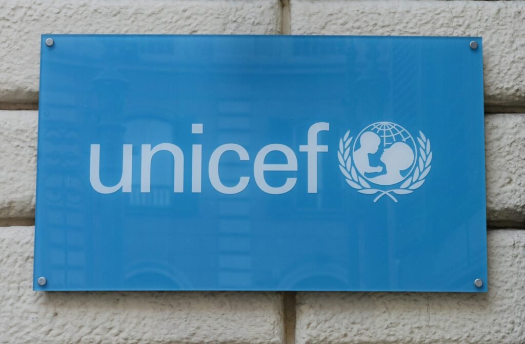 UNICEF solicită incriminarea conținutului cu inteligență artificială care prezintă abuzuri sexuale asupra copiilor