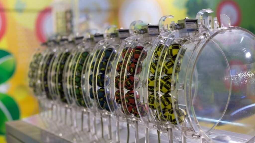 Report de peste 11,4 milioane de euro la tragerea de duminică