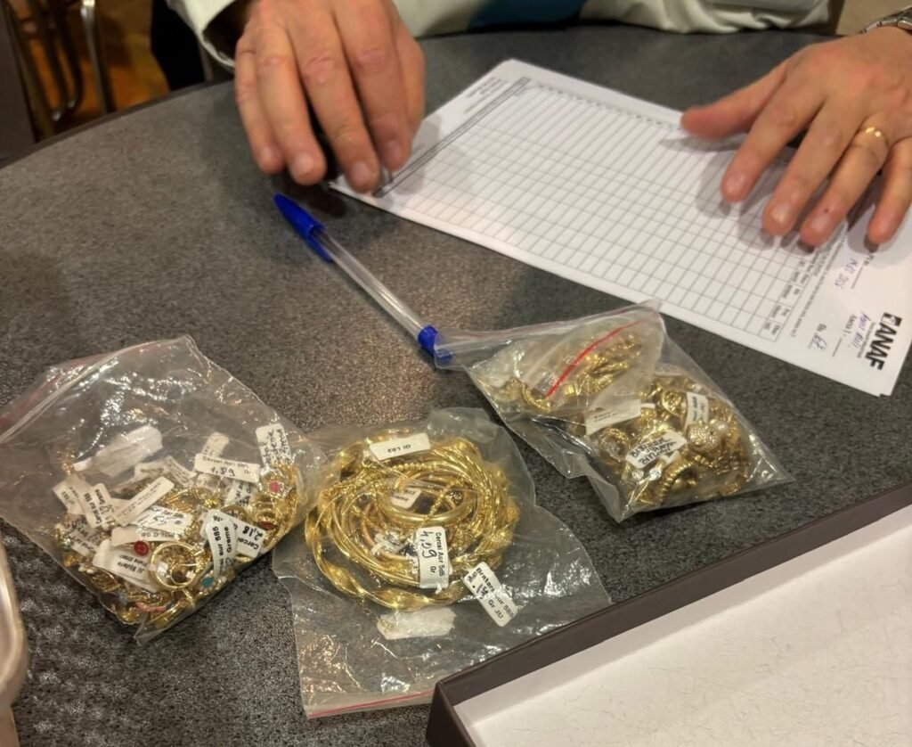 Zeci de kilograme de bijuterii de aur și argint, confiscate de inspectorii Antifraudă. Valoarea, peste 12 milioane de lei