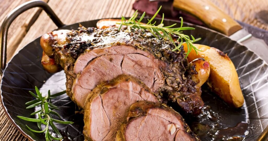 Bunătățile strămoșești pe care trebuie neapărat să le încerci de Paște. Cum să gătești carnea de miel românește astfel încât să dai lovitura de sărbători