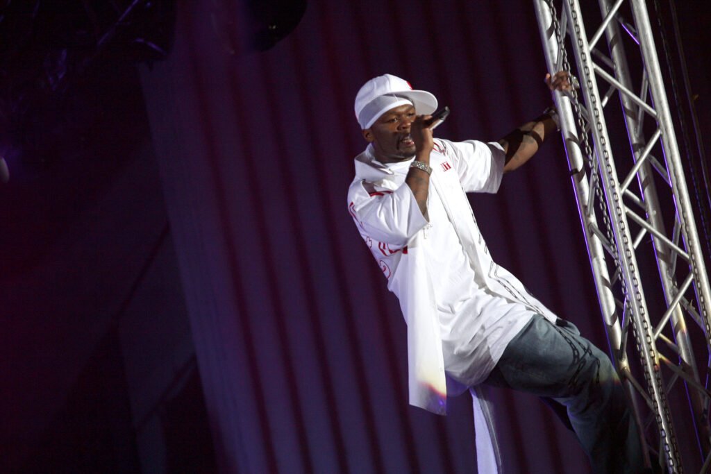 Film documentar în trei părți despre rapperul american 50 Cent