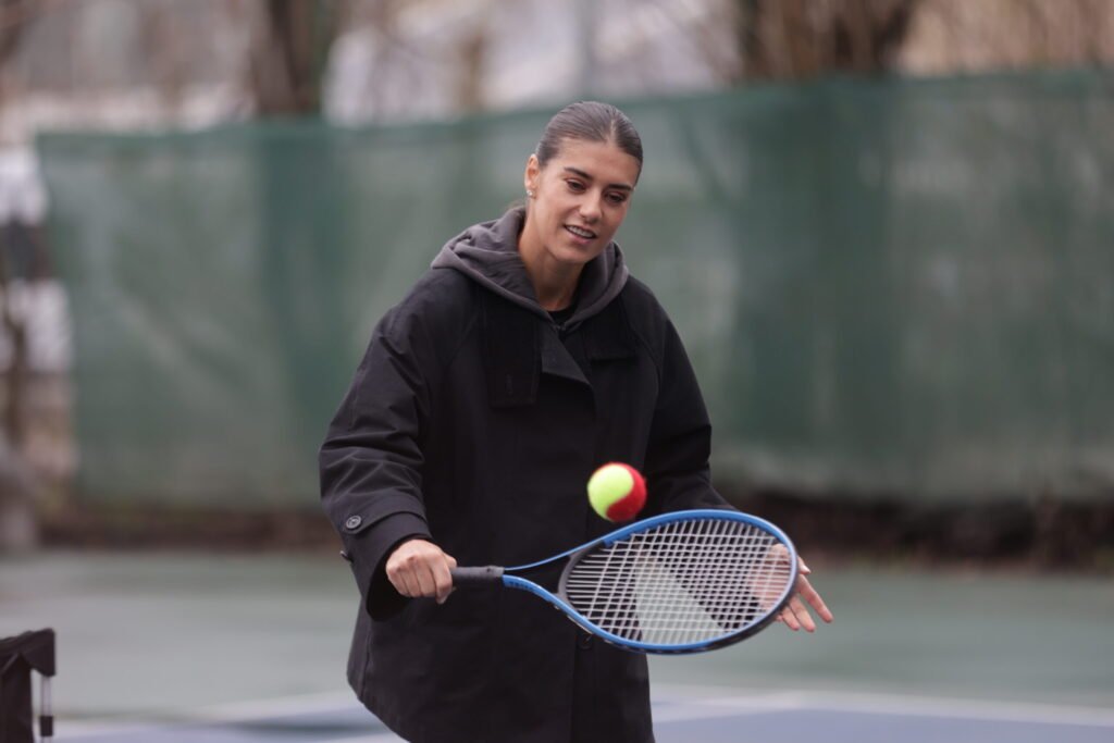 Sorana Cîrstea, în semifinale la turneul WTA de la Rouen după o victorie în fața Annei Bondar