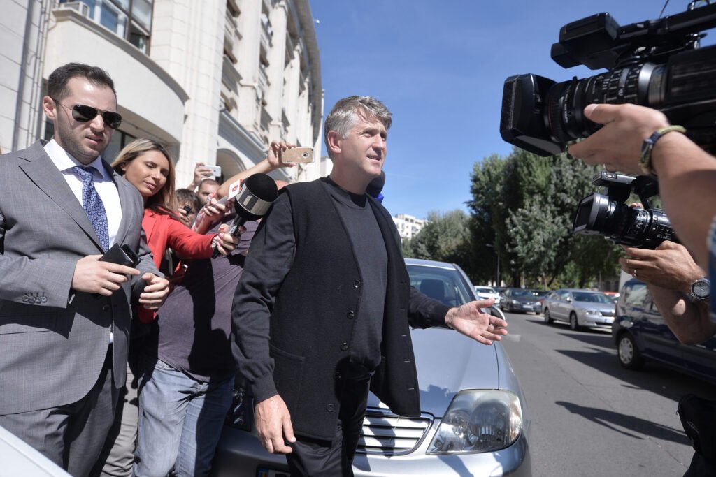 Cristian Pomohaci a fost arestat preventiv pentru viol asupra unui minor și agresiune sexuală Cristian Pomohaci a fost arestat preventiv pentru viol asupra unui minor și agresiune sexuală